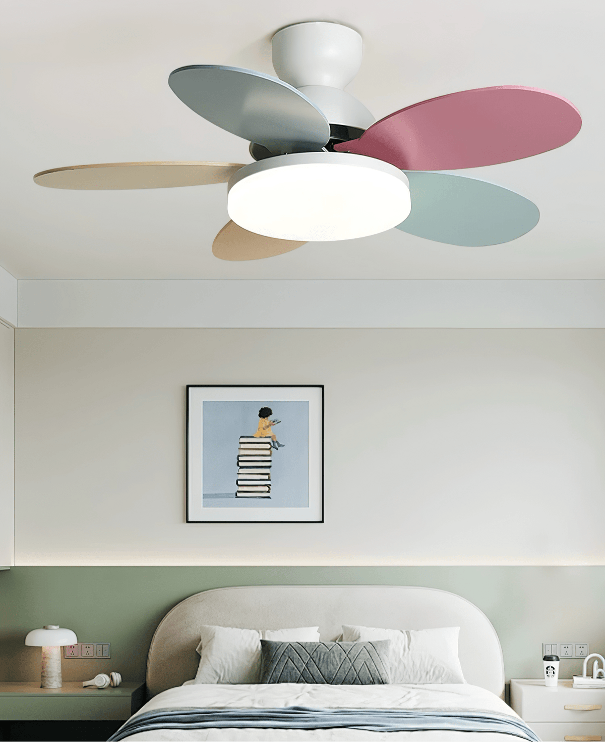 Petalo Ceiling Fan Light — product view 22