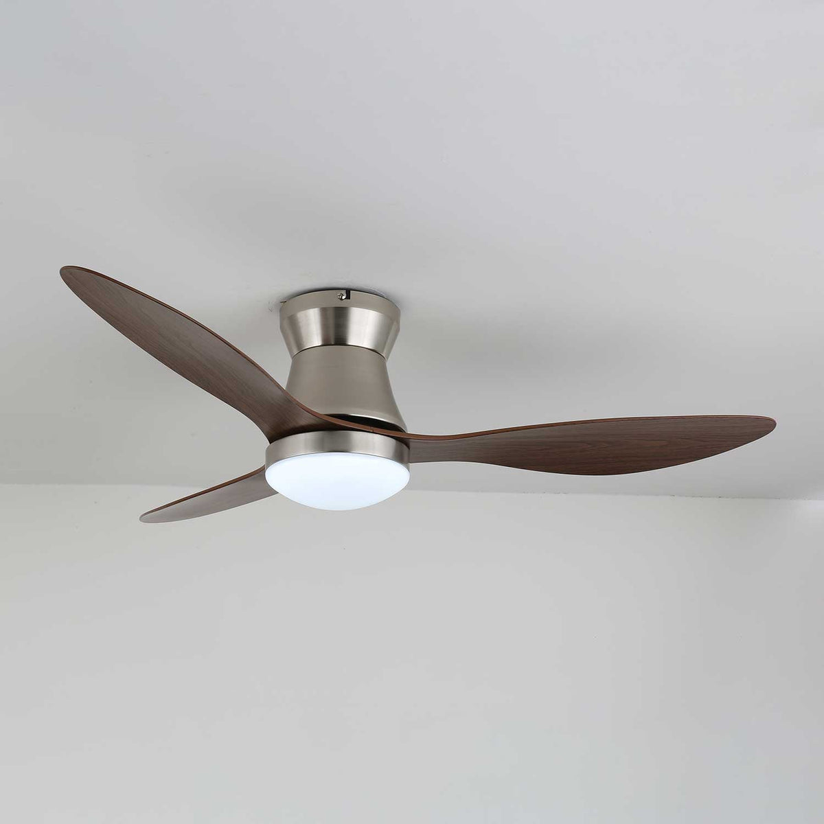 Aeronix Ceiling Fan Light — product view 3