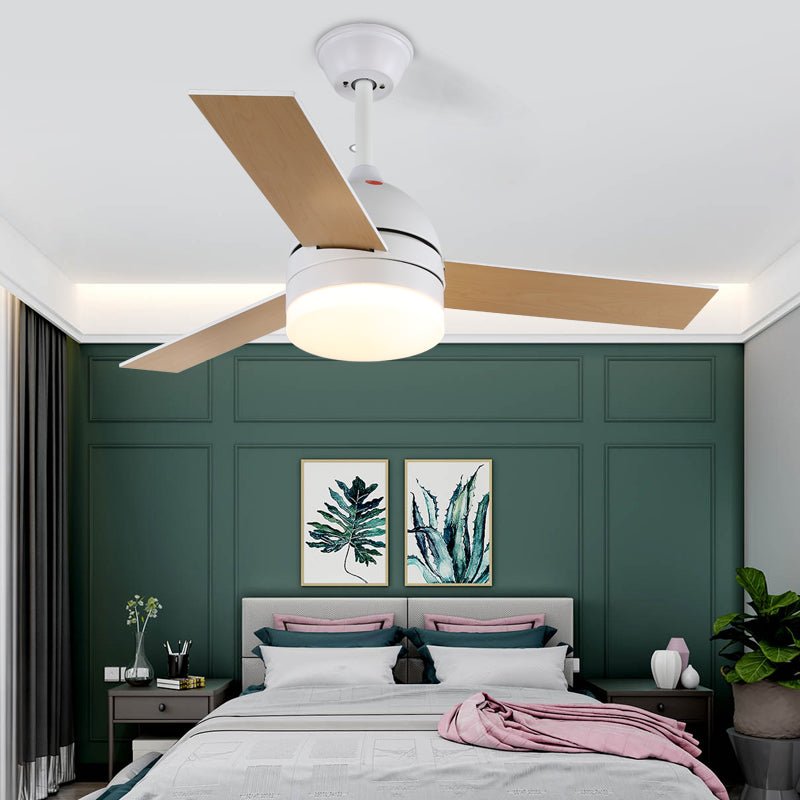 Breeze Minimal Ceiling Fan Light — product view 2