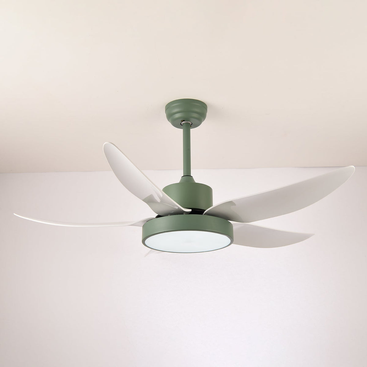 Noctura Glide Ceiling Fan Light — product view 4