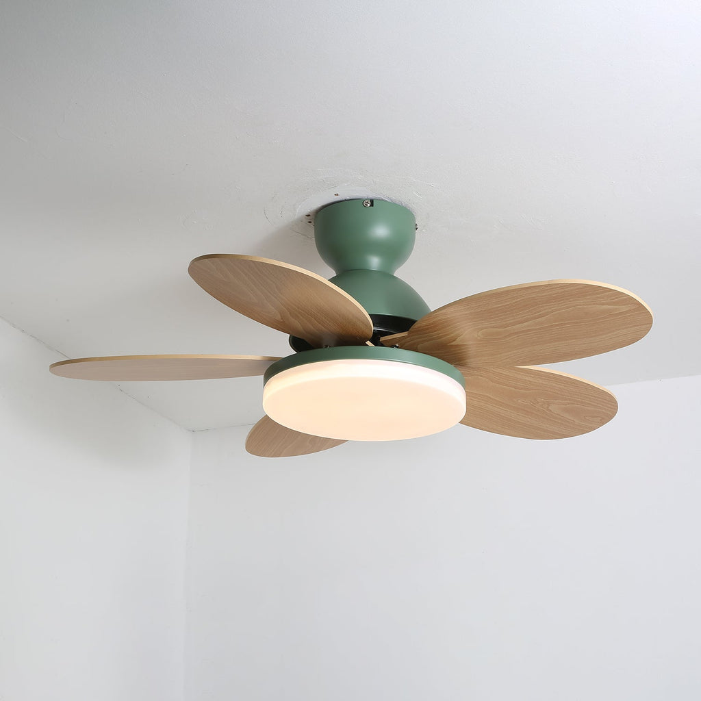 Petalo Ceiling Fan Light — product view 2