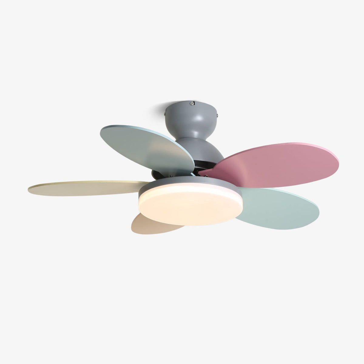 Petalo Ceiling Fan Light — product view 1