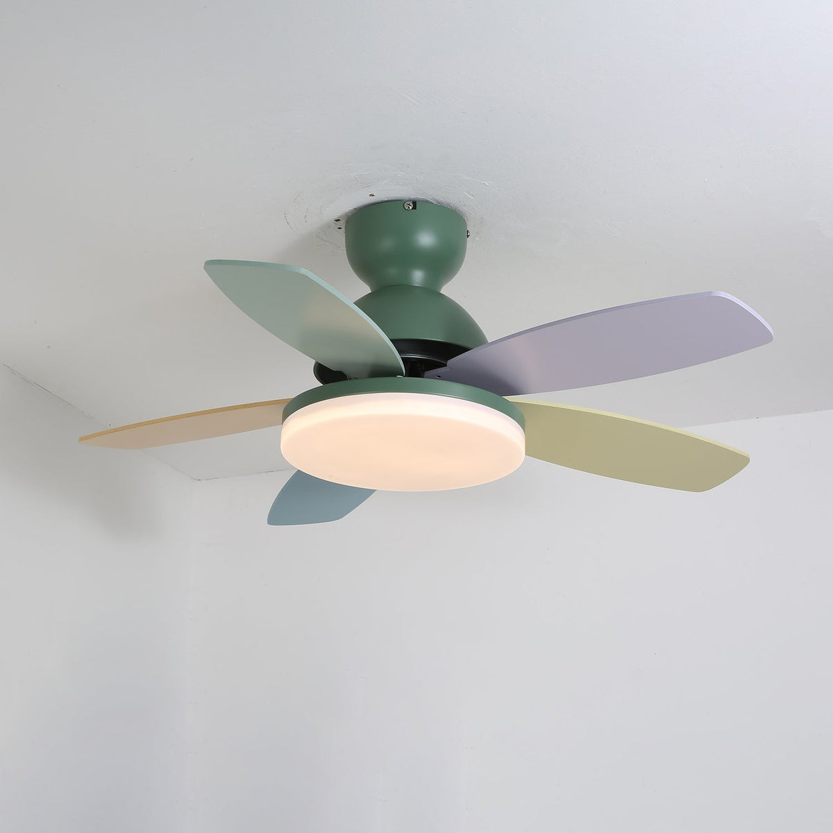 Petalo Ceiling Fan Light — product view 42