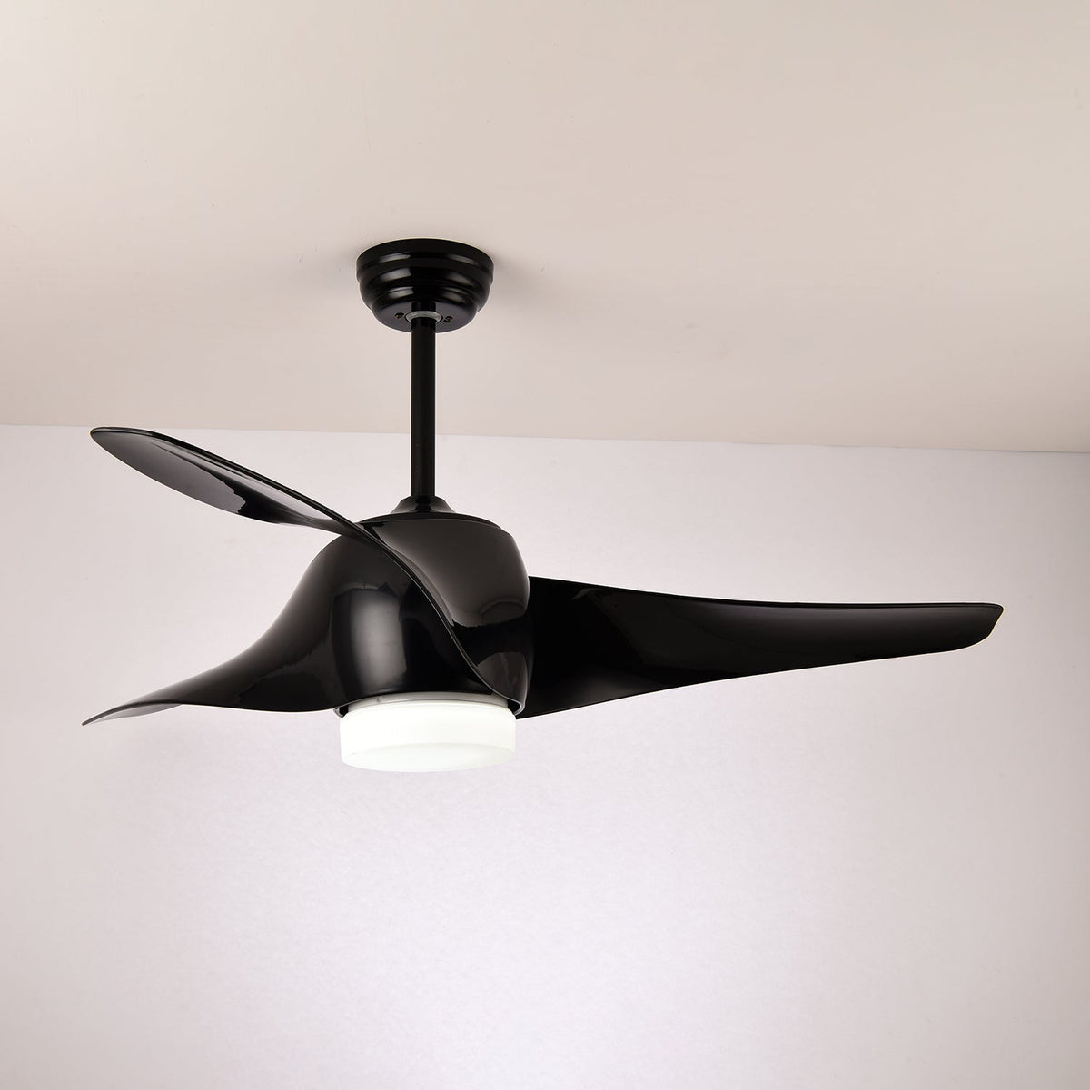 Verdantia Aero Ceiling Fan Light — product view 14